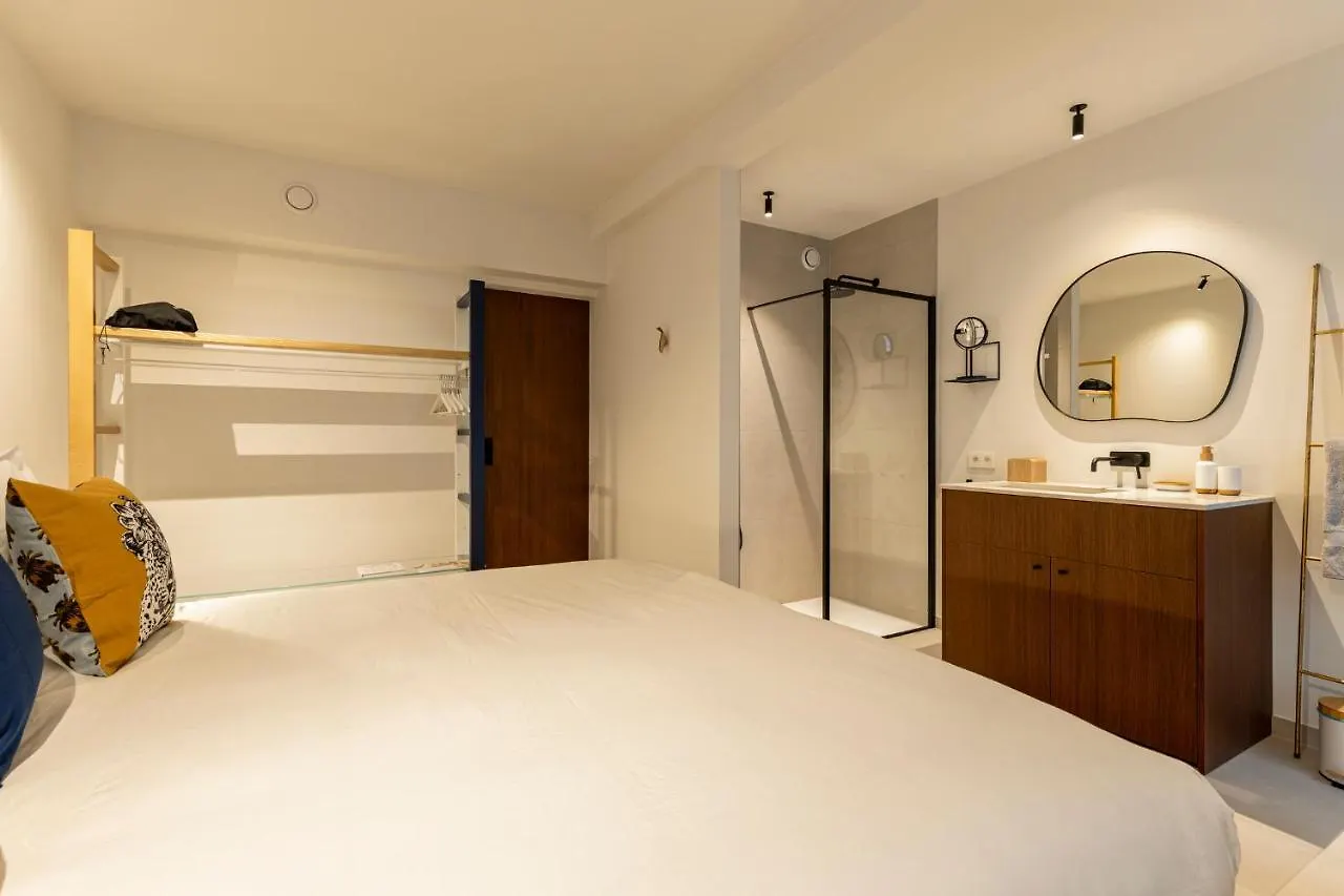 Vrijdagmarkt By Lit D'Art Apartment Antwerp Belgium