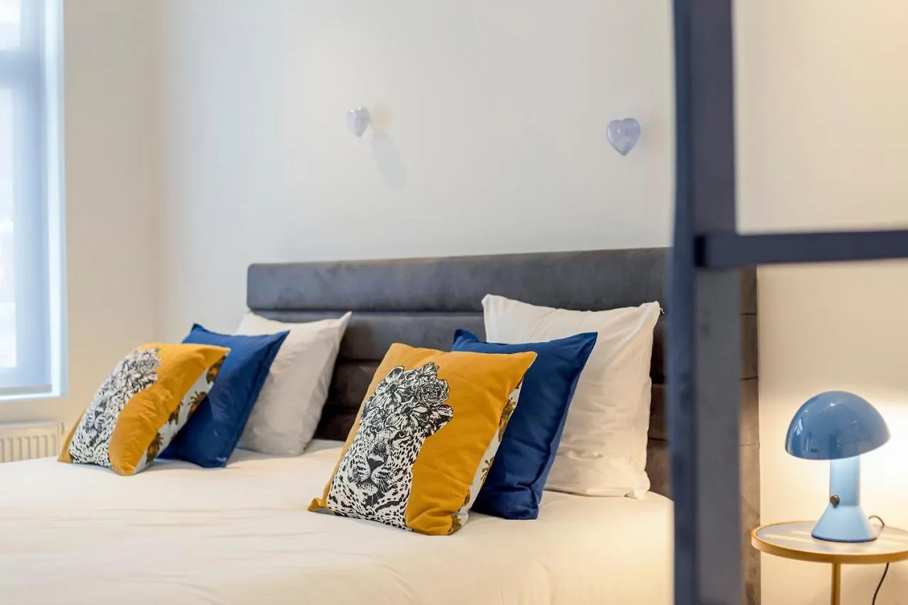 Vrijdagmarkt By Lit D'Art Apartment Antwerp Belgium